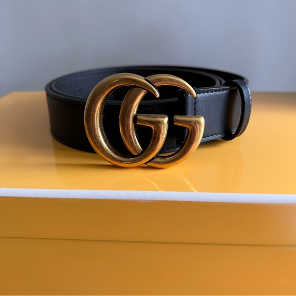 GUCCI GG MARMONT BLACK LEATHER BELT W/ GOLD TONE BUCKLE SIZE 85-34 MADE IN ITALY - Picture 2 of 8